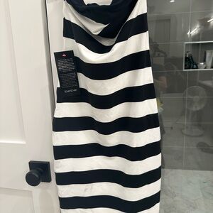 Bebe Monochrome Strapless Dress